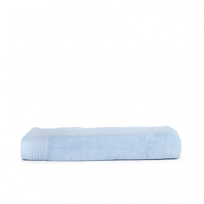 Motif baleine bleu brodé sur linge de bain au choix