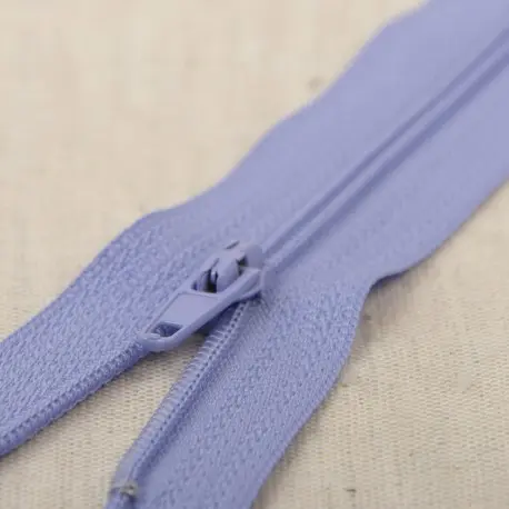 Fermeture éclair N°2 fine non séparable couleurs 554 Violette
