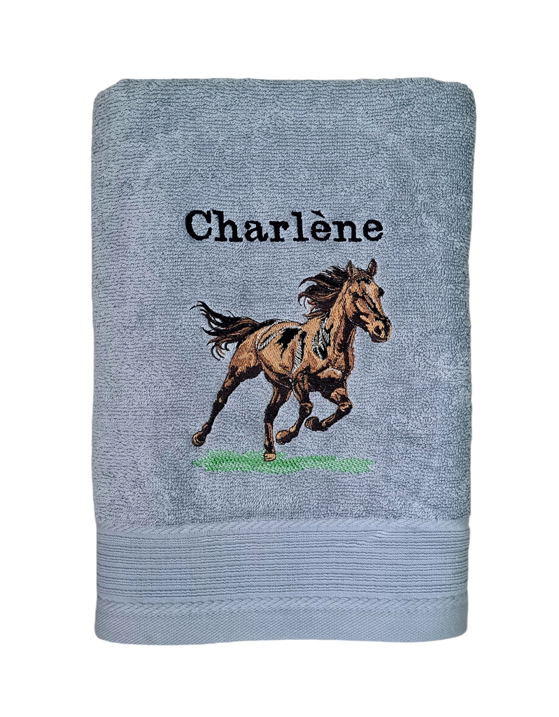 Motif cheval au galop brodé sur linge de bain au choix 