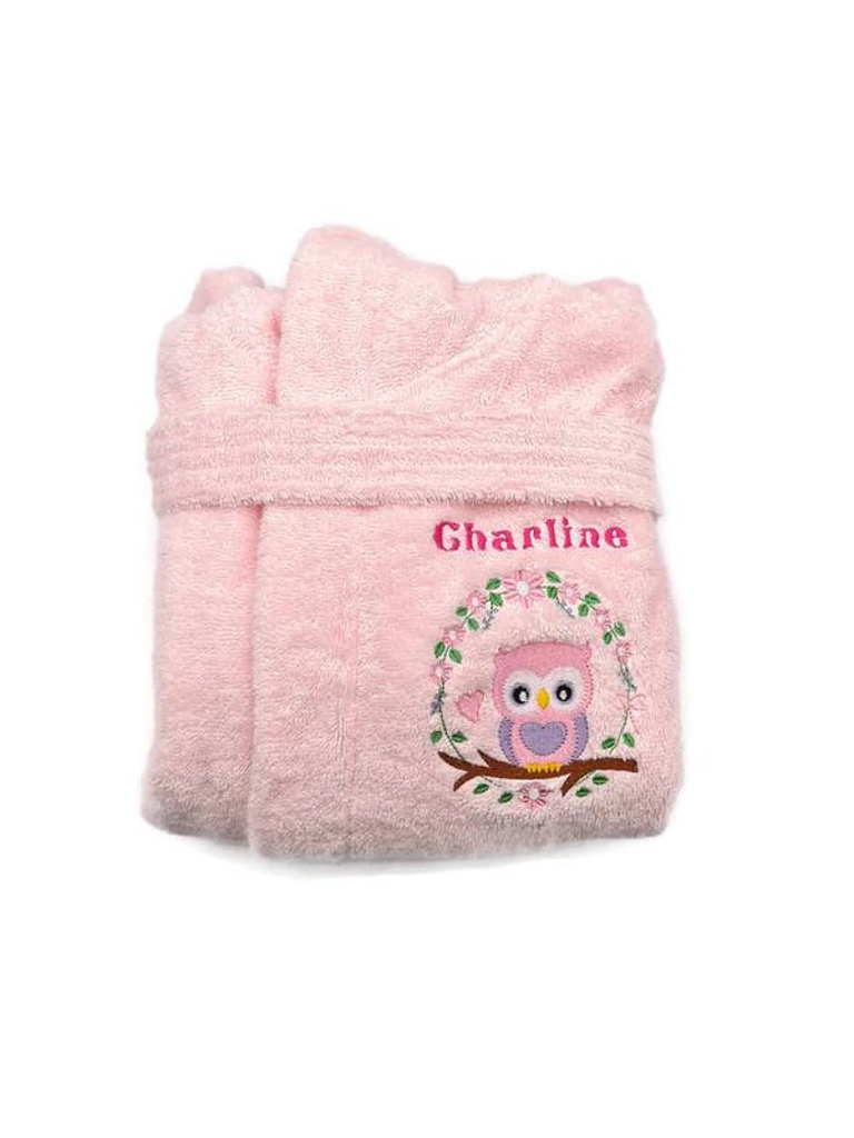 Motif chouette brodé sur peignoir éponge enfant