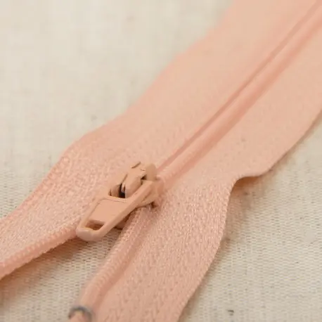 Fermeture éclair N°2 fine non séparable couleurs 521 Blush
