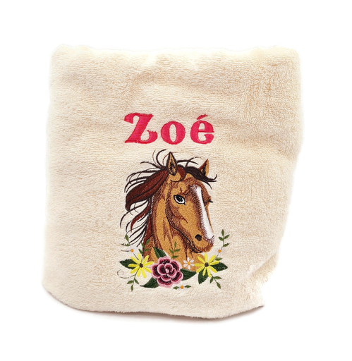 Motif cheval fleurs brodé sur linge de bain au choix  